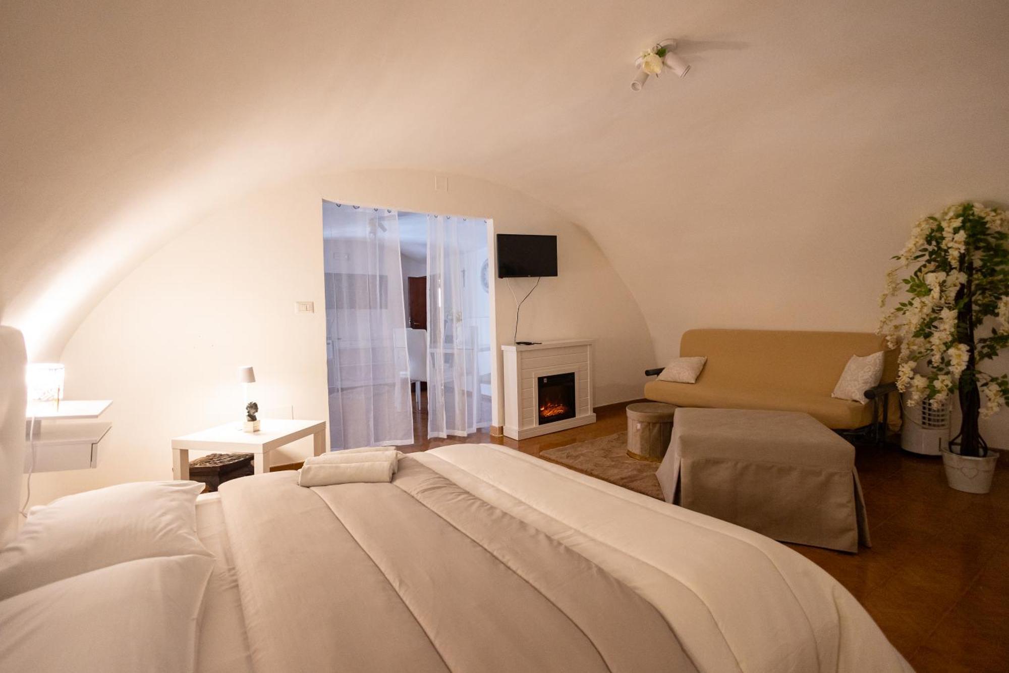 Suite16 & Spa Барлетта Екстер'єр фото